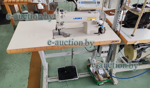 Одноигольная прямострочная швейная машина JUKI DLU-5490N-7