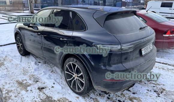 Porsche Cayenne S, 2020