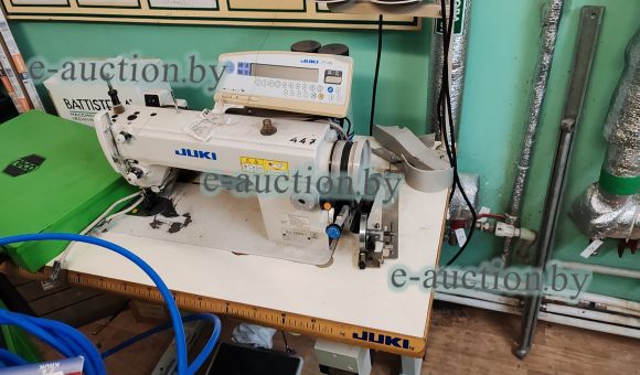 Одноигольная прямострочная швейная машина JUKI DLU-5490N-7