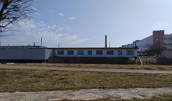 Здание производственного корпуса с гаражами в г. Могилеве, площадью 467.7м²
