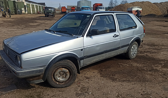 Volkswagen Golf, 1990