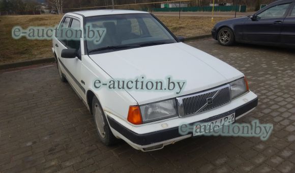 Volvo 460, 1990