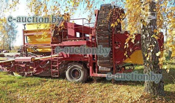 Комбайн картофелеуборочный полуприцепной ПКК 2-05