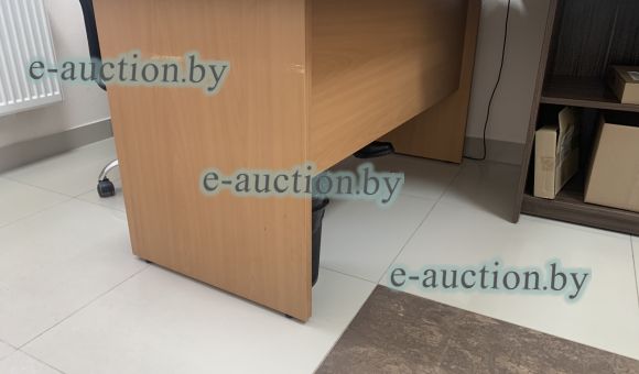 Стол компьютерный