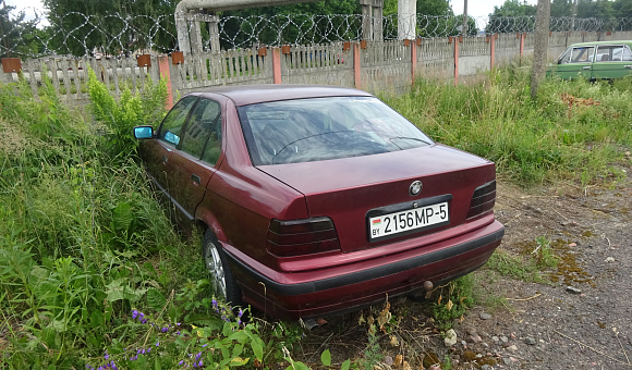 BMW 318i, 1995