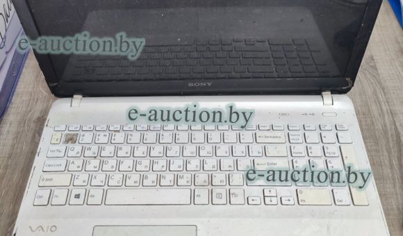 Ноутбук Sony Vaio SHVF1521D1RW+з/у