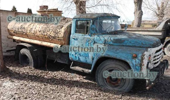 Автотопливозаправщик ZIL-431412-TSV 6.7, 1987