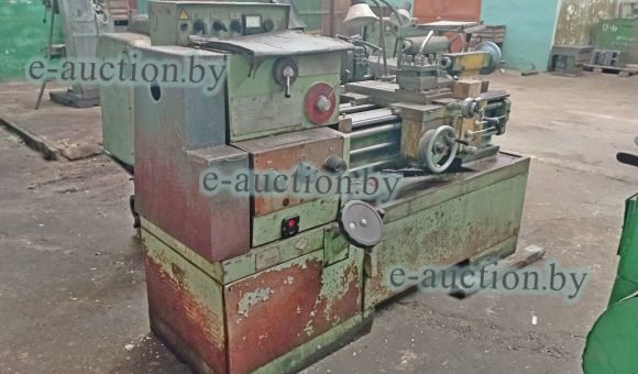 Вертикально-фрезерный станок 6М13П