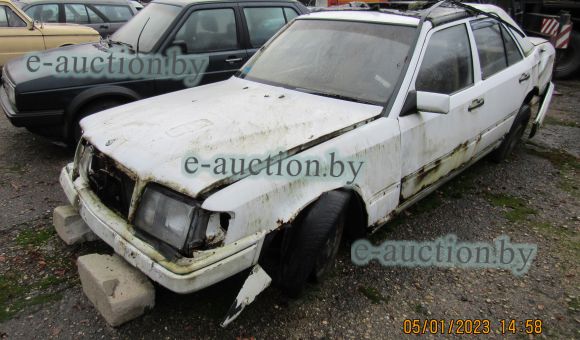 Mercedes-Benz  200 D, 1988