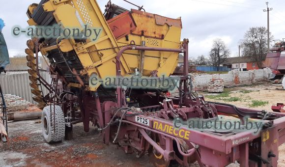 Картофелеуборочный комбайн ПКК-2-05П