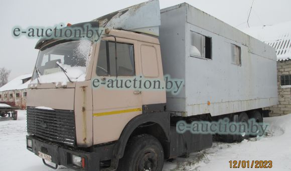 МАЗ 63031