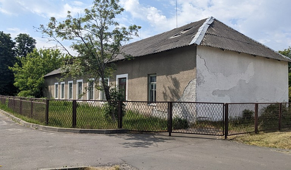Здание поликлиники в гп Логишин (Пинский район), площадью 837.1м²