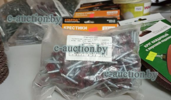 Кровельный саморез 250шт в упаковке