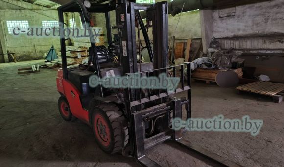 Погрузчик вилочный ЕР