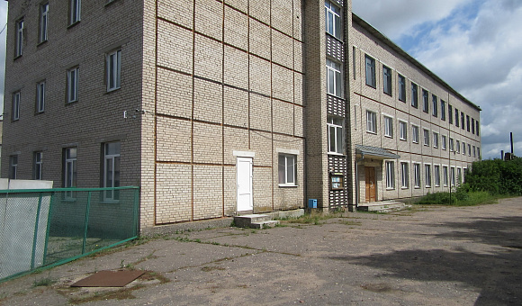 Административно-бытовой корпус в аг. Синявка (Клецкий район), площадью 1733.1м²