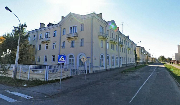 Встроенное административное помещение на первом этаже жилого дома в г. Минске, площадью 179 м²