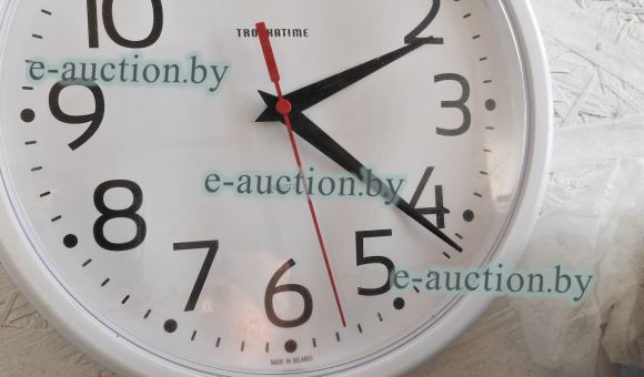 Часы настенные 