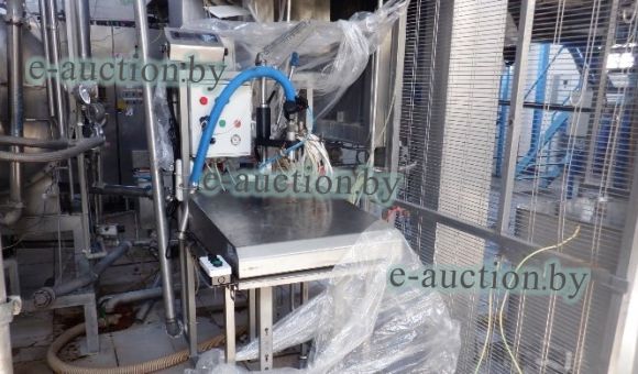 Полуавтоматическая машина для наполнения пластиковых мешков (BAG-IN-BOX)