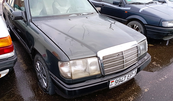 Mercedes-Benz 200D, 1986