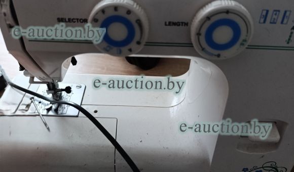 Швейная машина LW-20 Janome