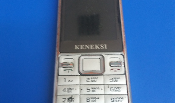 Мобильный телефон KENEKSI