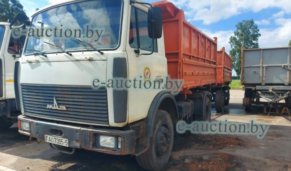 МАЗ 555102-4227 с прицепом МАЗ 857100 4012