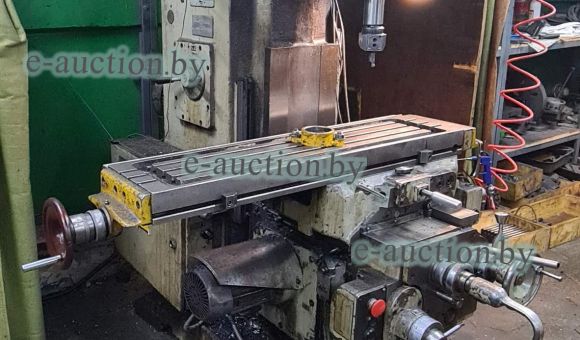 Станок консольно-фрезерный 6Р-11 с УЦИ