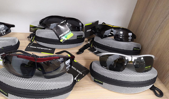 Спортивные солнцезащитные очки Fischer