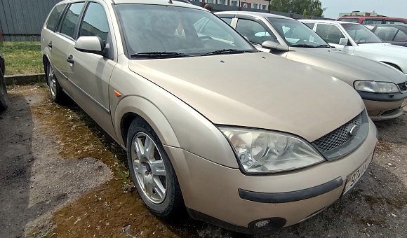 Ford Mondeo, 2001