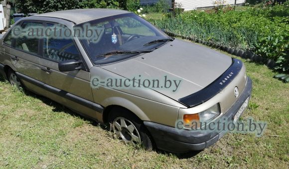 Volkswagen Passat, 1989