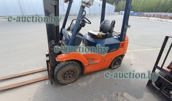 Автопогрузчик вилочный Toyota 7FG15
