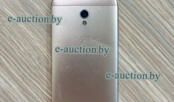 Мобильный телефон ZTE