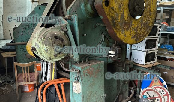 Ножницы гильотинные Н-475