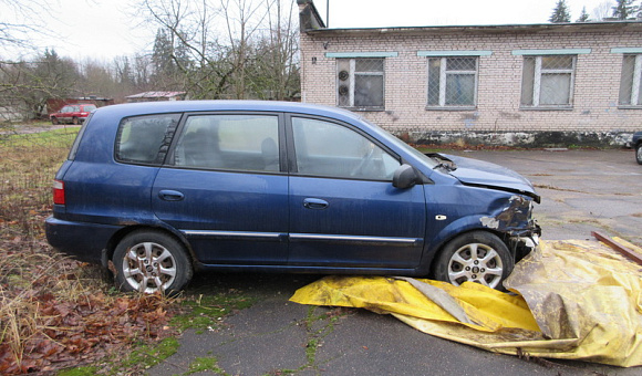 Kia Carens, 2004