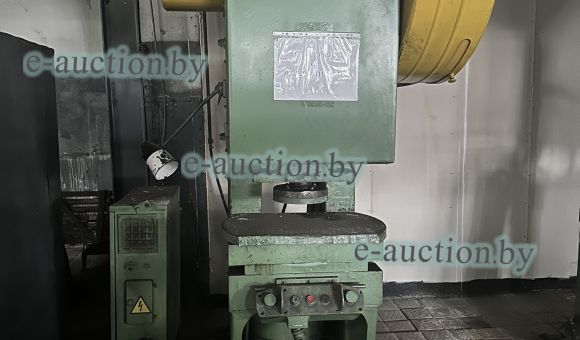 Пресс кривошипный КД2126К