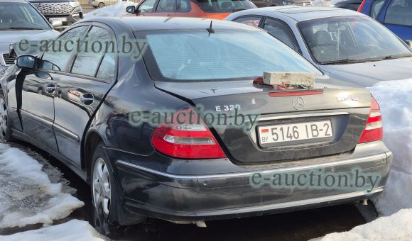 Mercedes-Benz E320, 2003