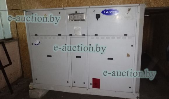 Чиллер с воздушным охлаждением конденсатора Carrier 30RA240