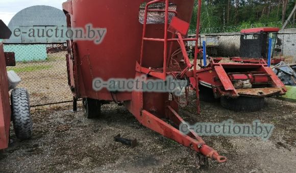 Смеситель-кормораздатчик Trioliet Solomix 1 7ZK