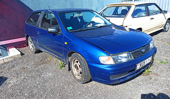 Nissan Almera Salsa, 1999