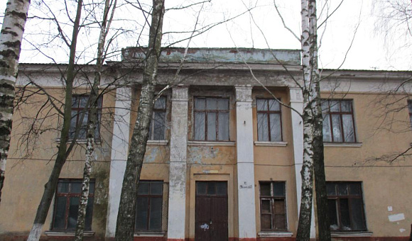 Двухэтажное кирпичное здание учебного корпуса в г. Гомеле, площадью 783.6м²