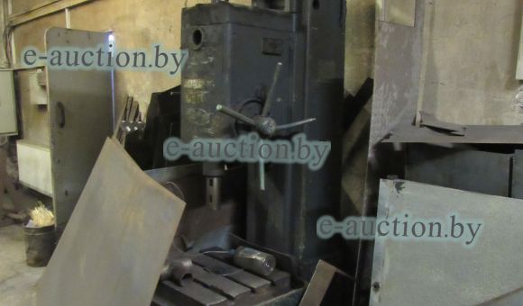 Станок вертикально-сверлильный 2А135