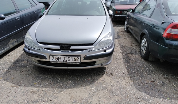 Peugeot 607, 2000