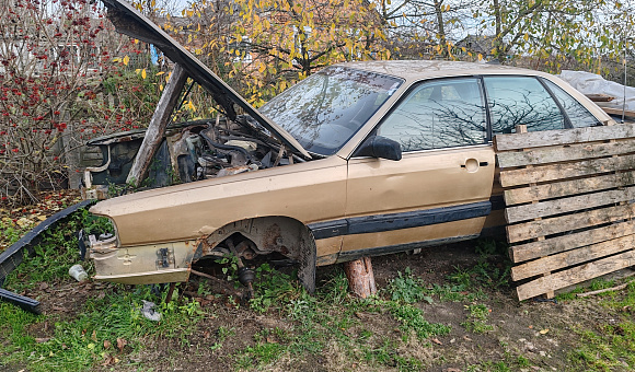 Audi 100, 1984