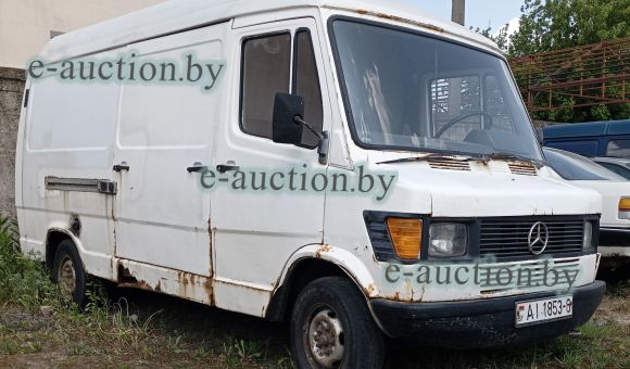 Mercedes-Benz 310, 1992