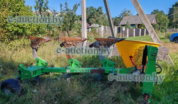 Плуг навесной четырехкорпусный оборотный Bomet