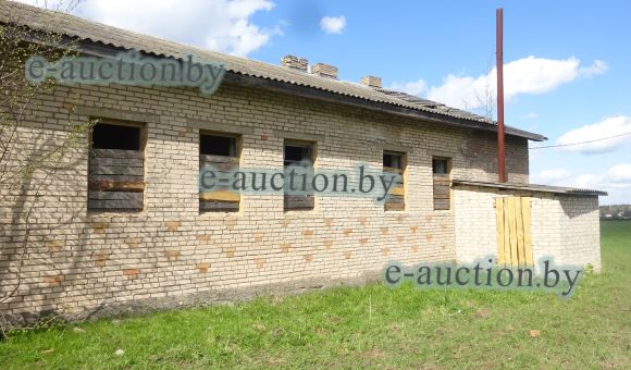 Здание бани вблизи д. Глинки (Узденский район), площадью 195.7 м²