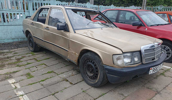 Mercedes-Benz 190, 1985