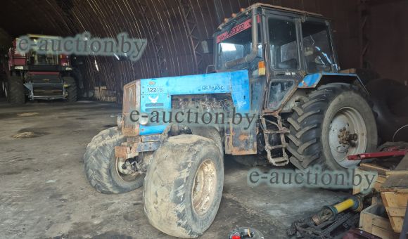 Трактор Беларус 1221В, 2006