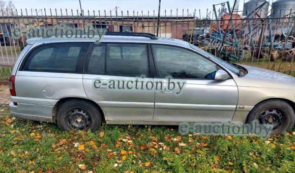 Opel Omega, 2001