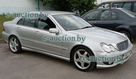 Mercedes-Benz C320, 2001
